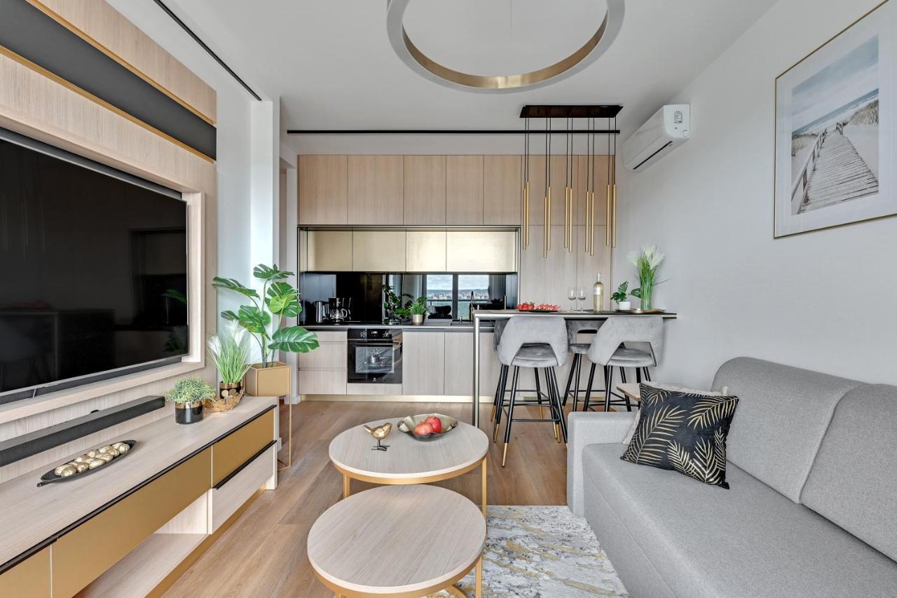 Diamond Suites - Sea View 格但斯克 外观 照片