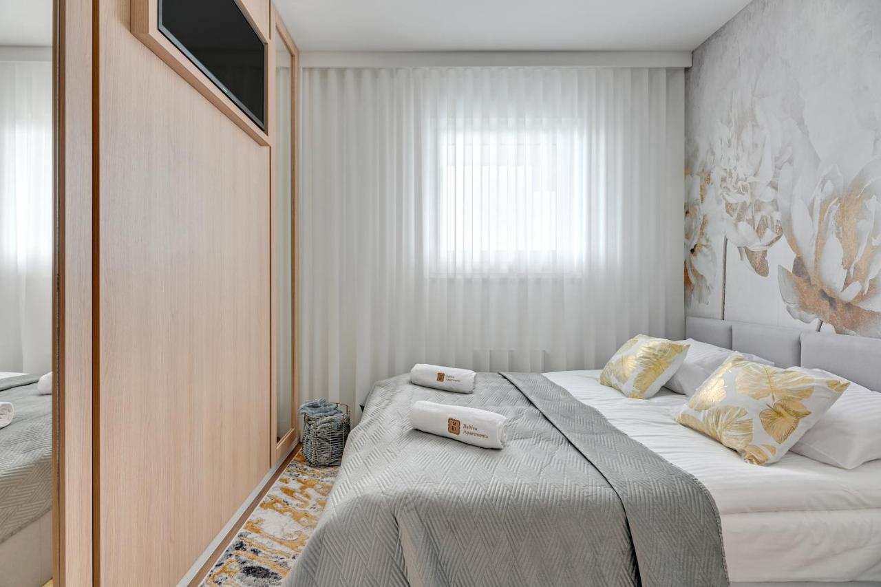 Diamond Suites - Sea View 格但斯克 外观 照片